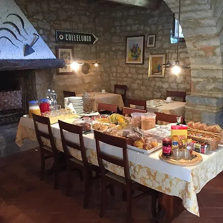 Collelungo Country house